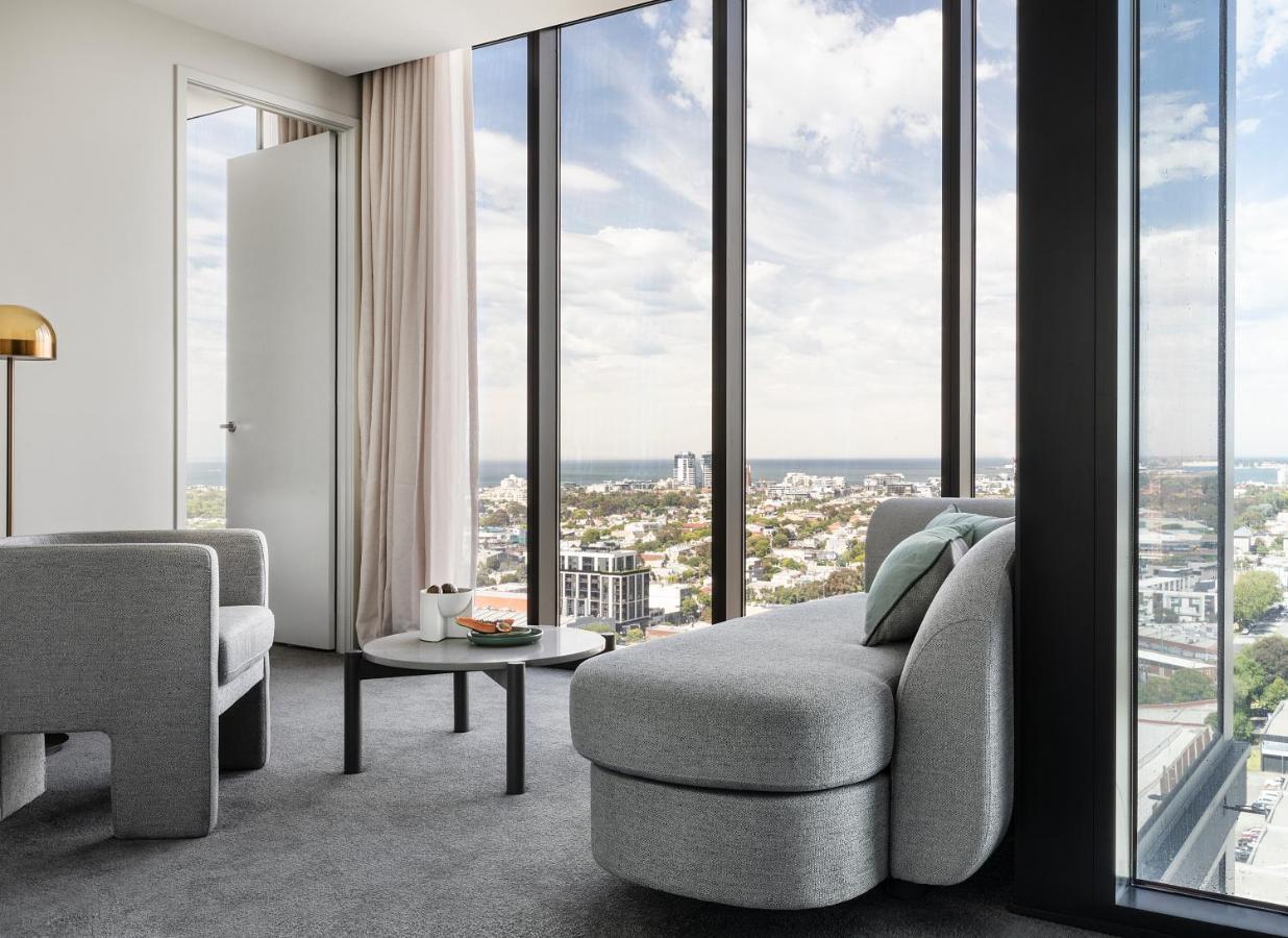 Oakwood Premier Melbourne Aparthotel Bagian luar foto The interior of a typical apartment