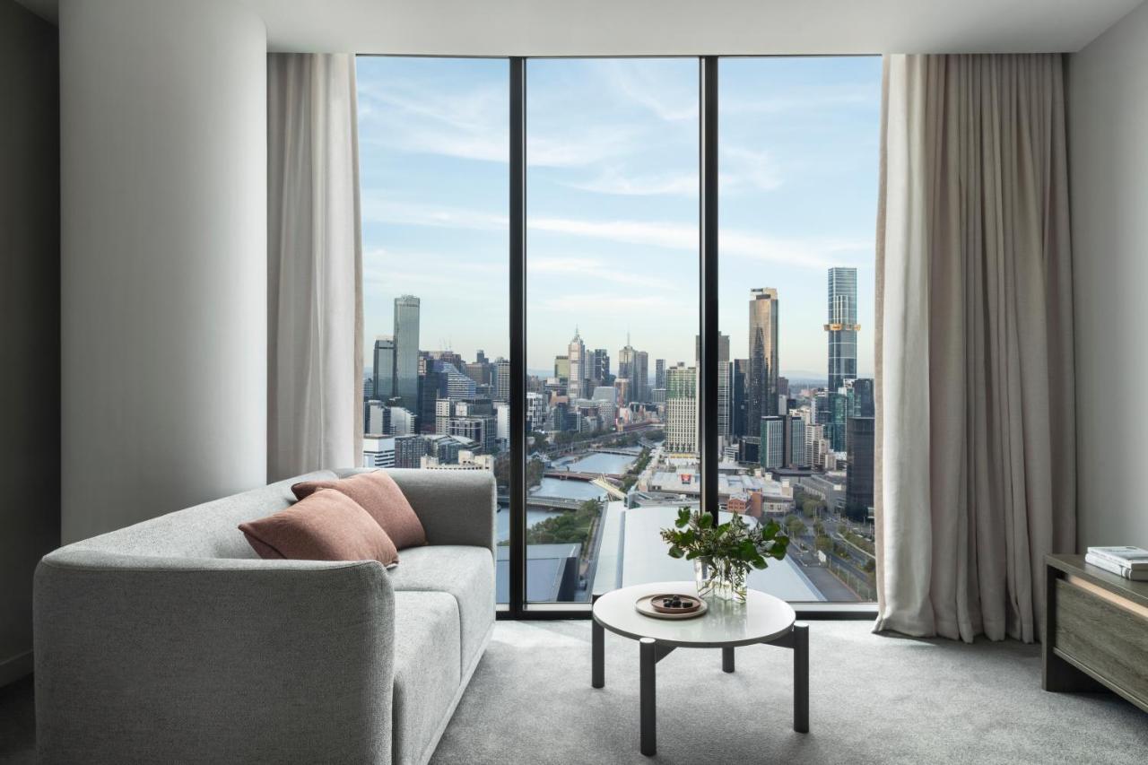 Oakwood Premier Melbourne Aparthotel Bagian luar foto The living room of a typical apartment