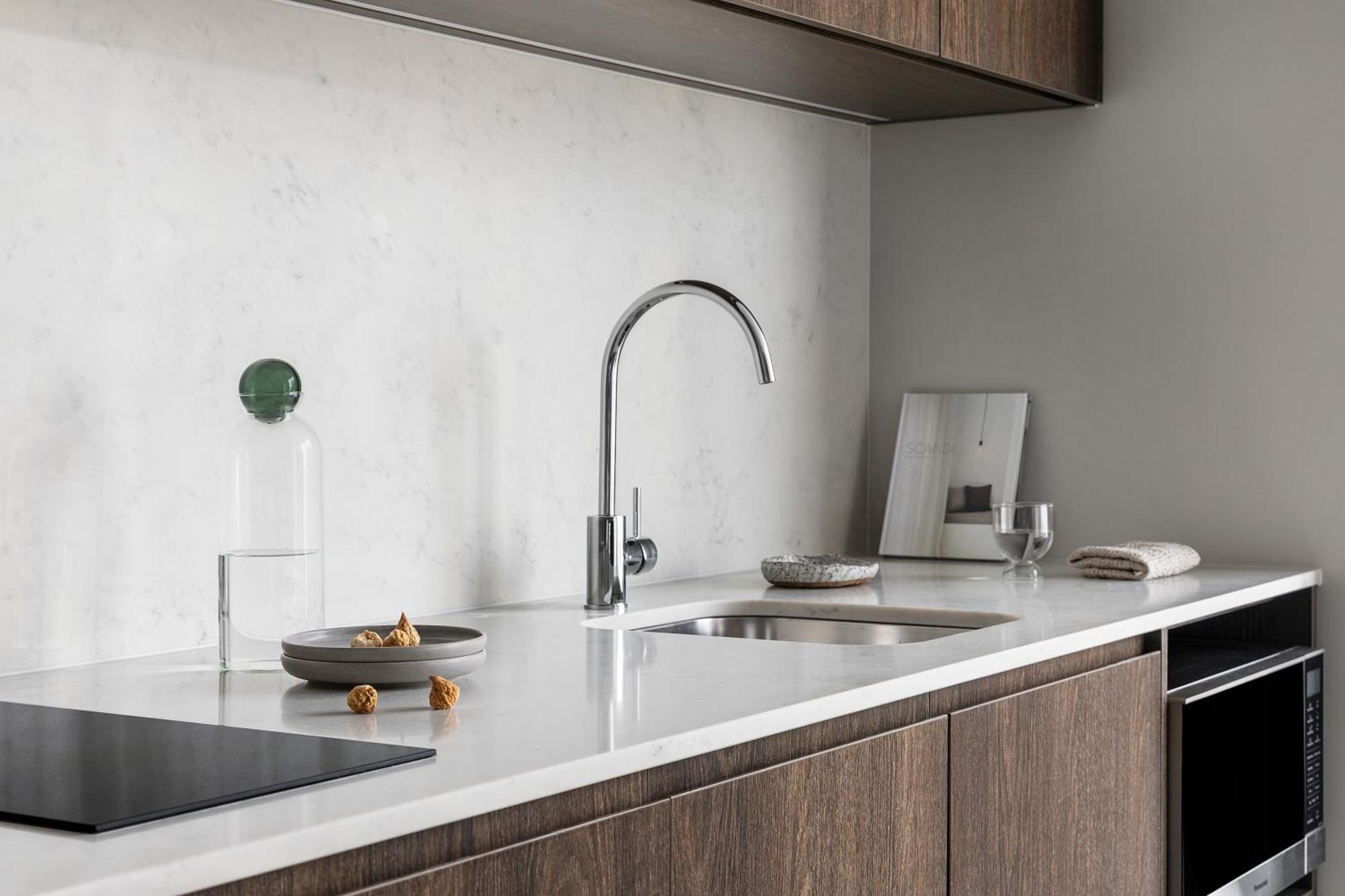 Oakwood Premier Melbourne Aparthotel Bagian luar foto A kitchen faucet